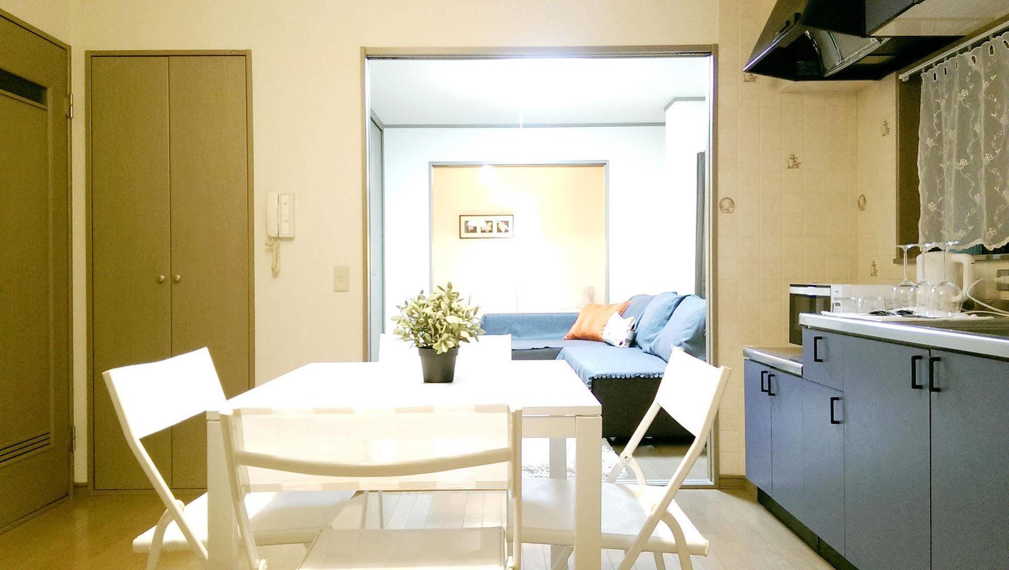 Terrace + House Bentencho Ōsaka Extérieur photo