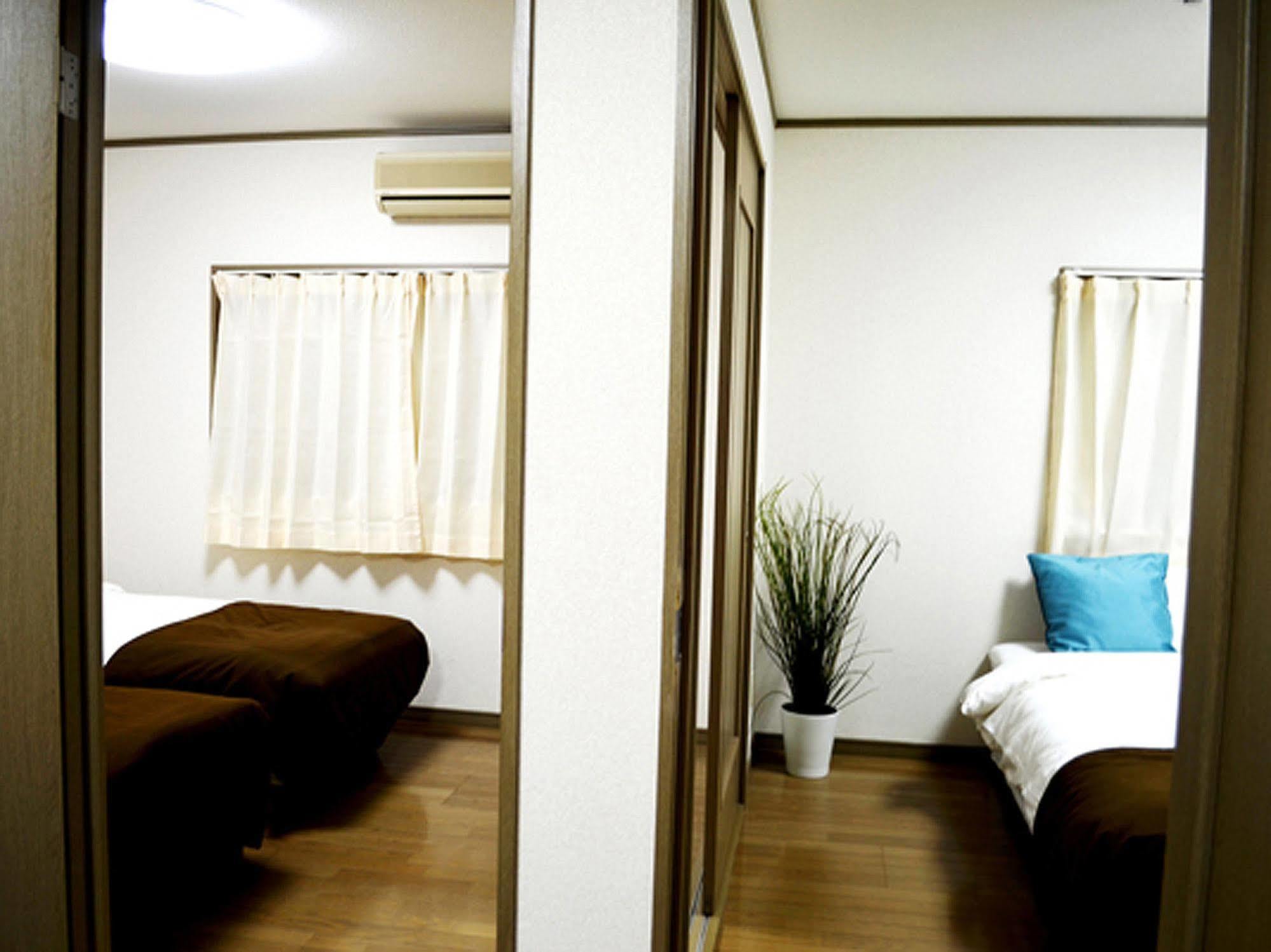 Terrace + House Bentencho Ōsaka Extérieur photo