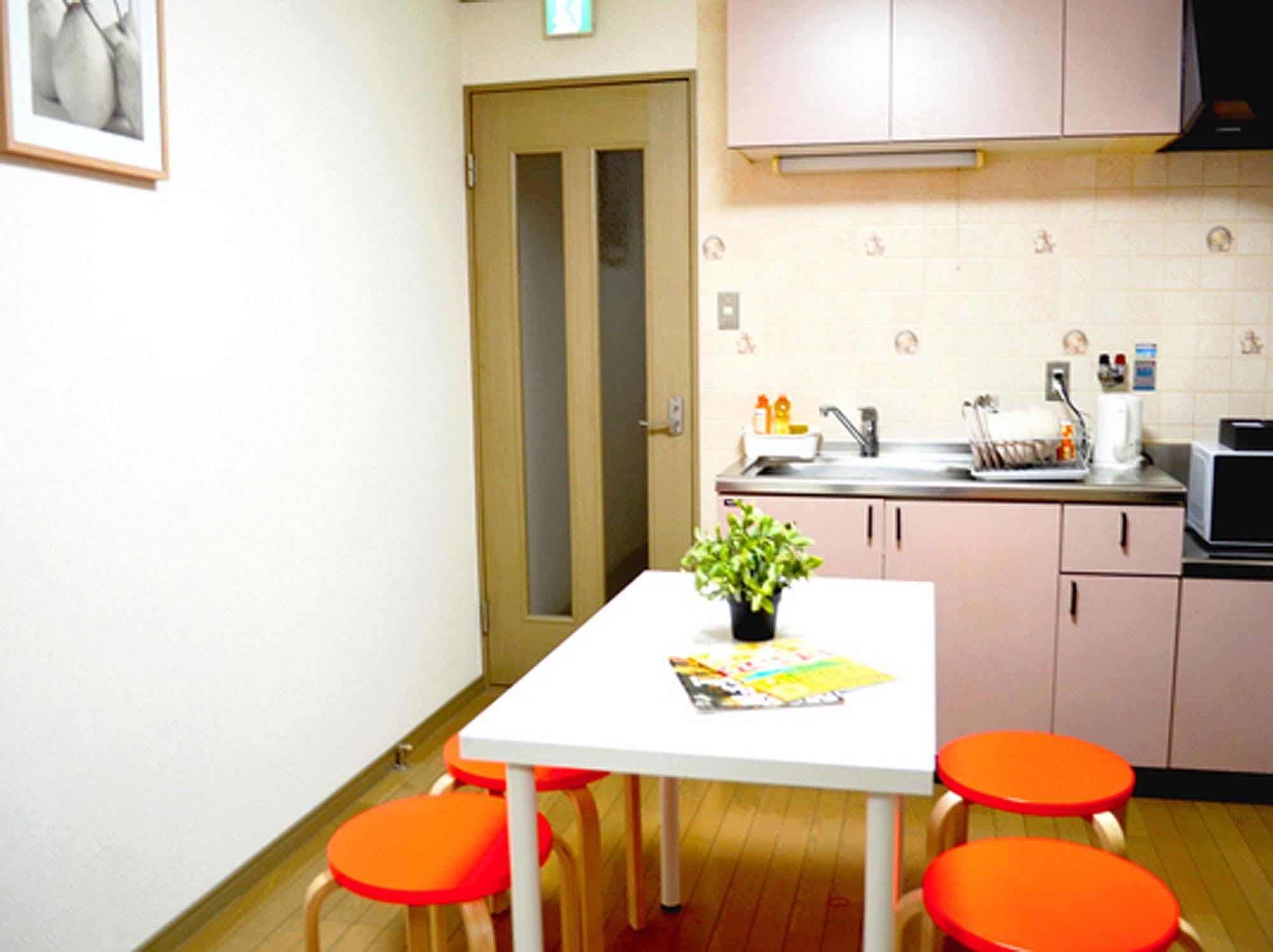 Terrace + House Bentencho Ōsaka Extérieur photo