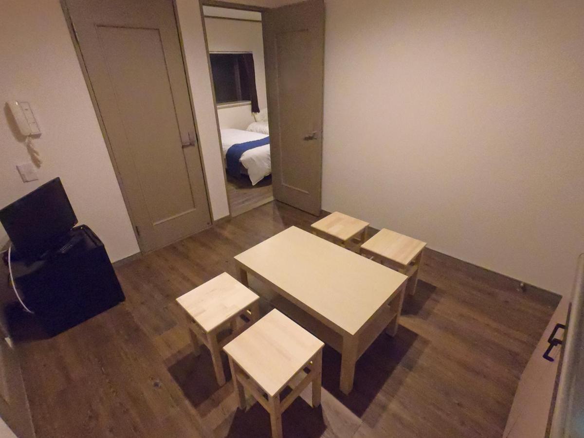 Terrace + House Bentencho Ōsaka Extérieur photo